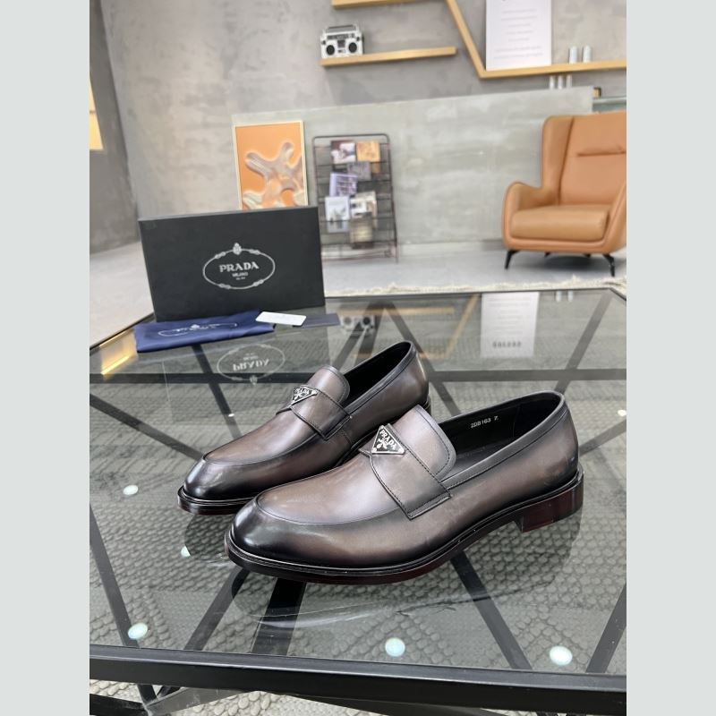 Pra*a leather shoes